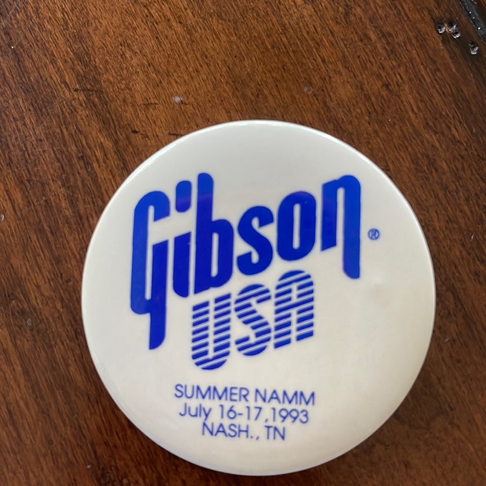 Gibson USA NAMM 1993 button